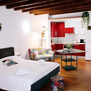 Hbhall Navigli 2 Milán